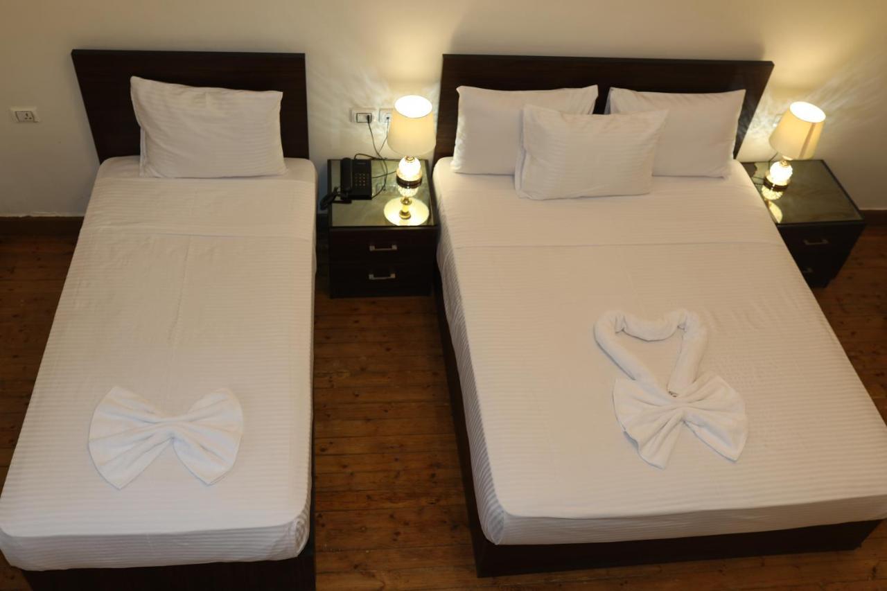 Hostal New Midtown